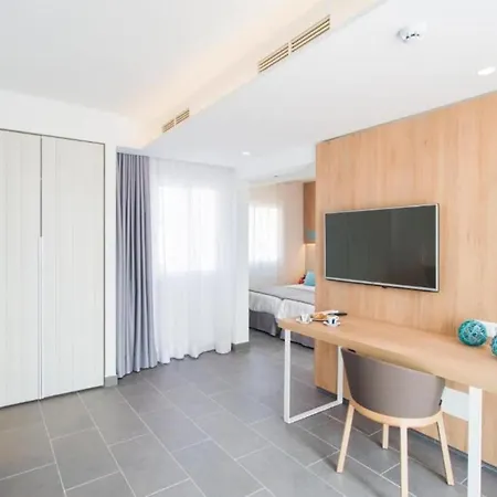 Apartment One Bedroom Sea View With Half Board,pool And Wifi, Beach Playa Blanca (Lanzarote)