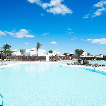 One Bedroom Sea View With Half Board,pool And Wifi, Beach * Playa Blanca (Lanzarote)